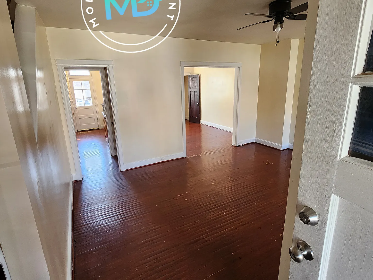 3 bed, 1300 sqft, $1,600 — Photo 3