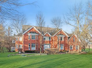 6235 Pine Tree Dr, Long Grove, IL 60047