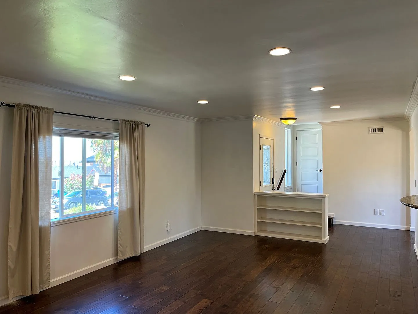 Split-Level 3 Bed Home with Solar in College View Estates, Near SDSU — Photo 4