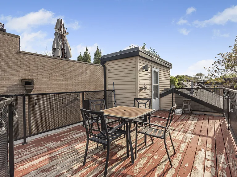 1747 N Wolcott Ave #2 — Photo 22