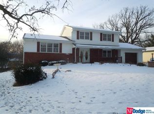 218 Bellevue Blvd S, Bellevue, NE 68005
