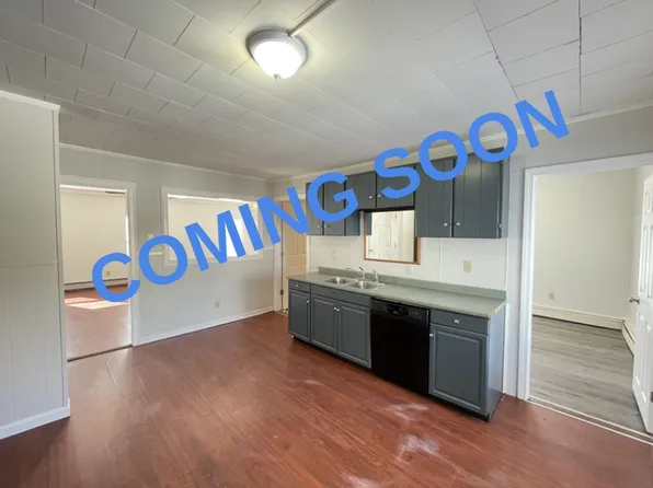 29 Front St, Suncook, NH 03275