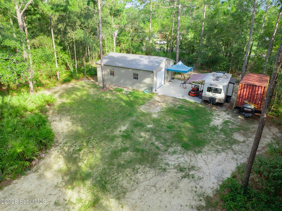 1st image of 833 Pine Ridge Trl