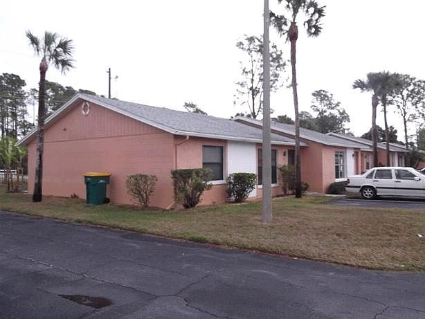 2nd image of 96 Lake Villa Way