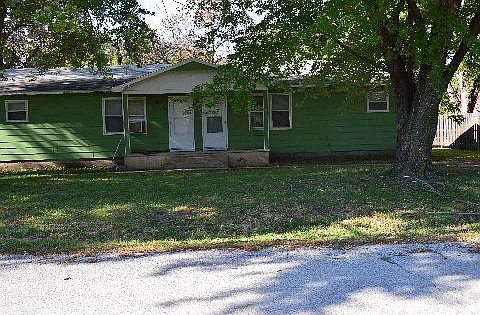 2nd image of 203 11th St #203