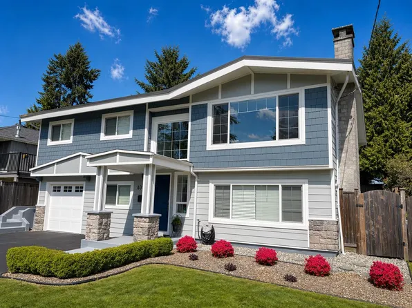4072 Violet St, North Vancouver, BC V7G 1E3