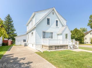 1303 20th St, Port Huron, MI