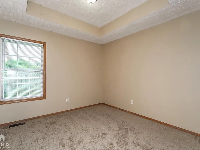 410 W White Ash Rd — Photo 13