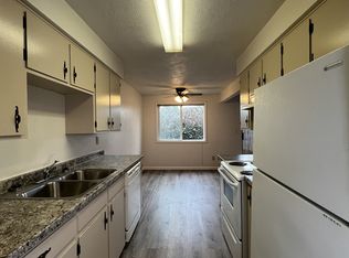 3514 Sandra Ave N #27, Salem, OR 97303
