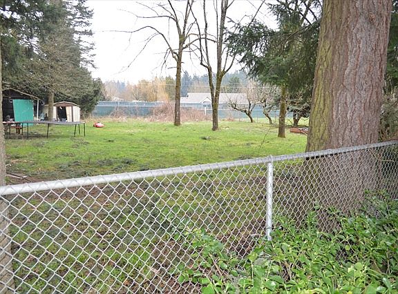 4th image of 14309 Ne 28th Ave
