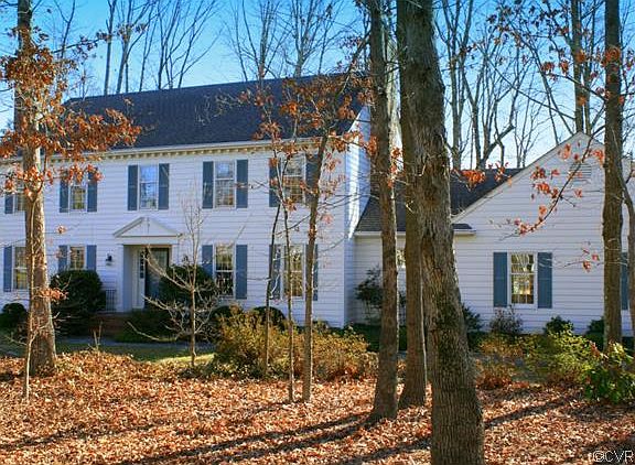 2nd image of 335 Huddersfield Dr