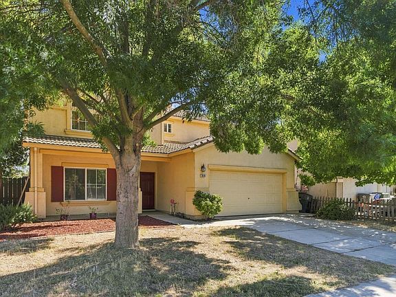 3rd image of 2834 Cherry Tree Ln