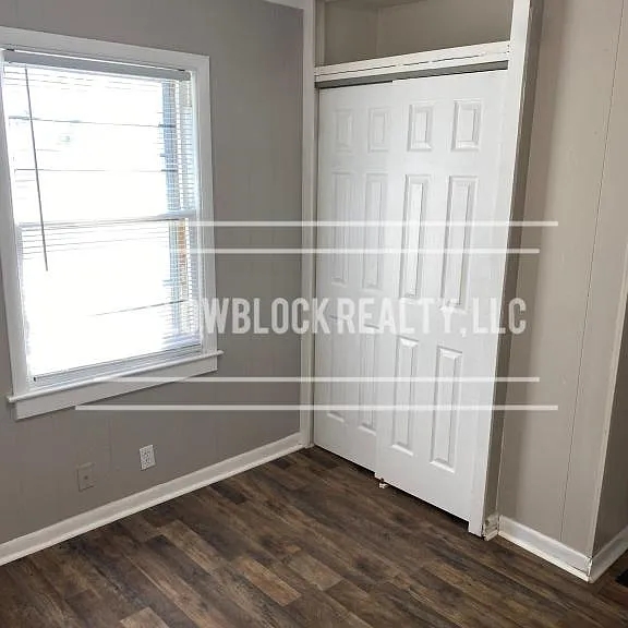 8321 Lydia Ave — Photo 10