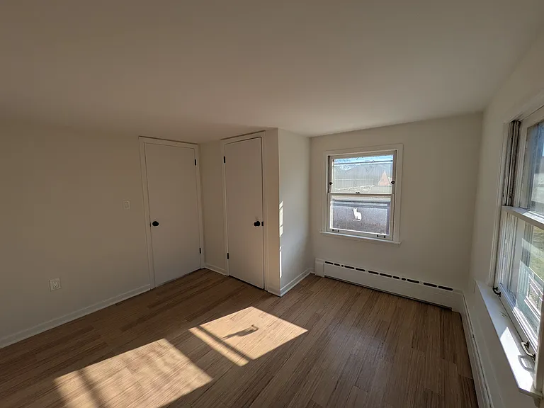 1516 Lee St — Photo 36