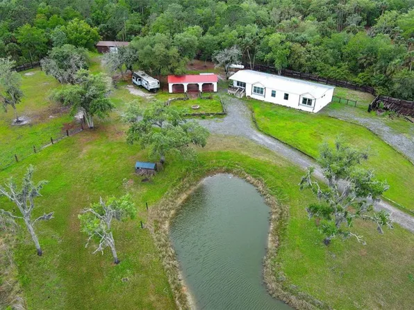 2269 Mullet Lake Park Rd, Geneva, FL 32732