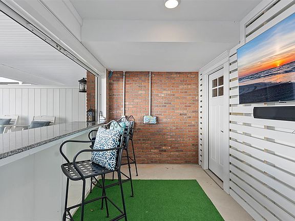 5th image of 5705 Pleasure Ave #Sea