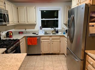 29 Rosemary Ln, Centerville, MA 02632