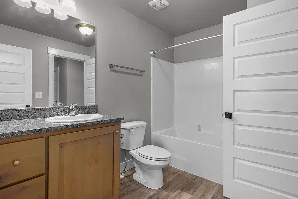 Valo at Olive Plaza Townhomes — Photo 4