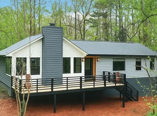 137 Creekview Dr, Woodstock, GA 30188