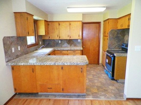 5th image of 12602 NE Salmon Creek Ave
