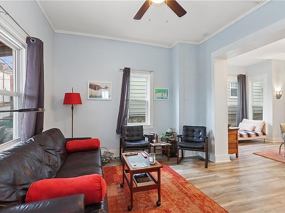 4th image of 2116 Elma St