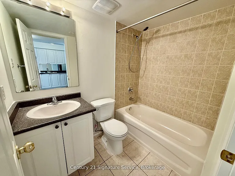 4975 Southampton Dr #302 — Photo 12