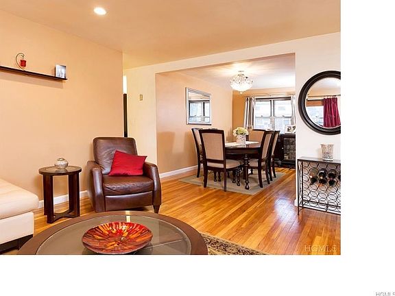 2nd image of 854 Palisade Ave