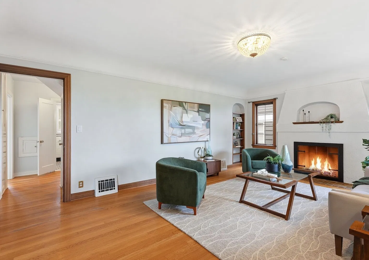 Magnolia 4bd/3ba, Large Yard, Water Views, Garage — Photo 3