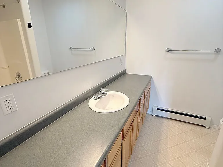 515 Michael Grove Ave #33 — Photo 9