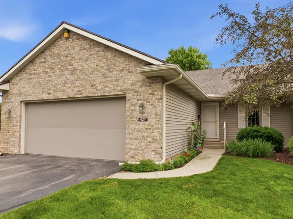 427 Falcon Dr, Wayland, MI 49348