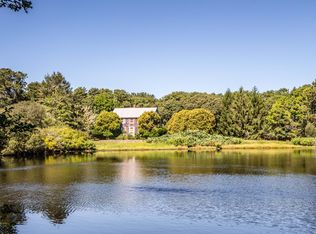 15 Jernegan Pond Rd, Edgartown, MA 02539