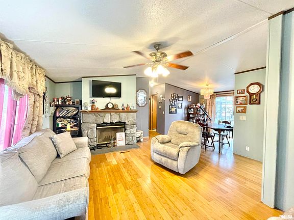 5th image of 215 Scout Cabin Rd