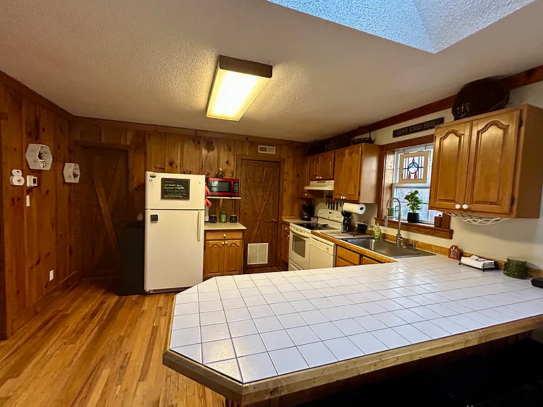 1780 Happy Acres Rd — Photo 8