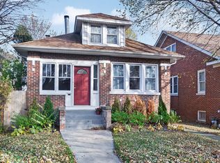 1429 Fowler Ave, Evanston, IL 60201