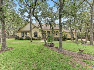 109 Elm Wood Dr, Elgin, TX 78621