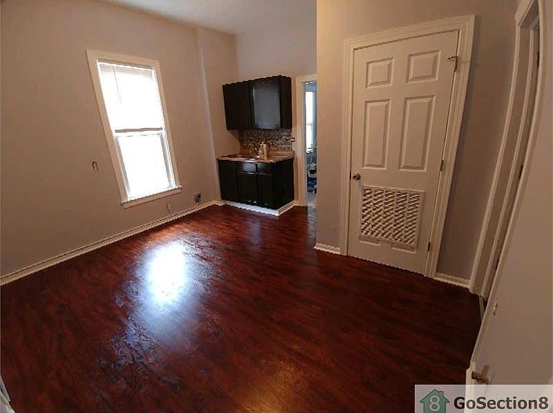 1st image of 8011 S Vincennes Ave #1
