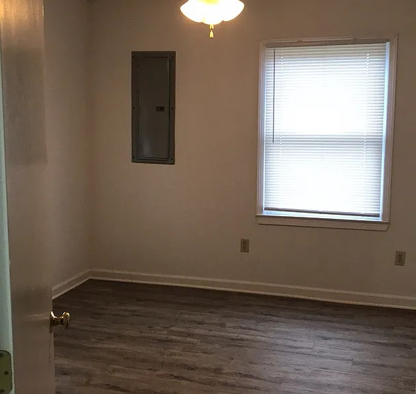 1603 Staples St — Photo 7