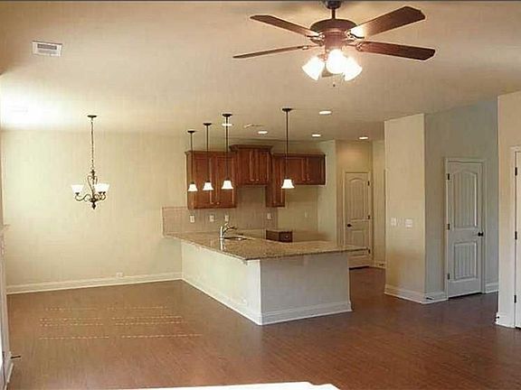 4th image of 3265 Carrick Rd