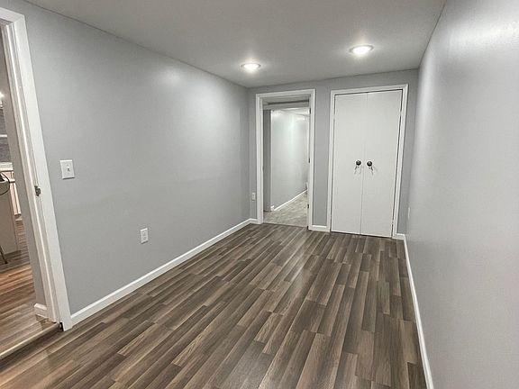 5th image of 124 Sherman Pl