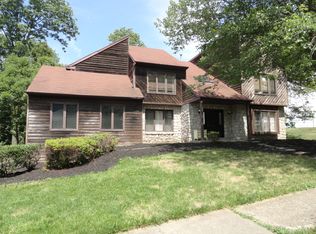 514 Caddy Dr, Doylestown, PA 18901