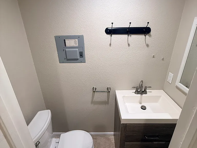 6912 Bryn Mawr Dr — Photo 13