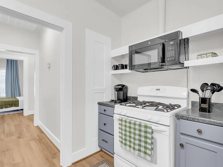 4121 Junius St #A — Photo 20