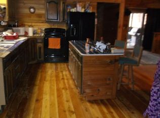 42 Murphy Rd, Kettle Falls, WA 99141