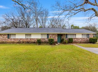 2702 Hermitage Dr, Montgomery, AL 36111