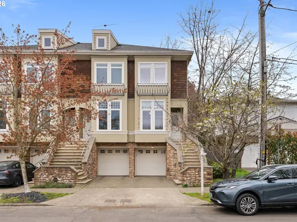 723 NE Tillamook St, Portland, OR 97212