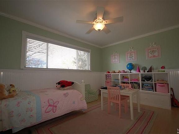 5th image of 4060 Escuela Dr