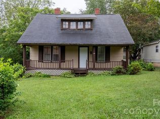 1847 2nd Ave SW, Hickory, NC 28602