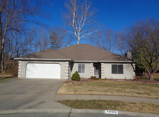 1005 Willowcreek Ln, Columbia, MO 65203