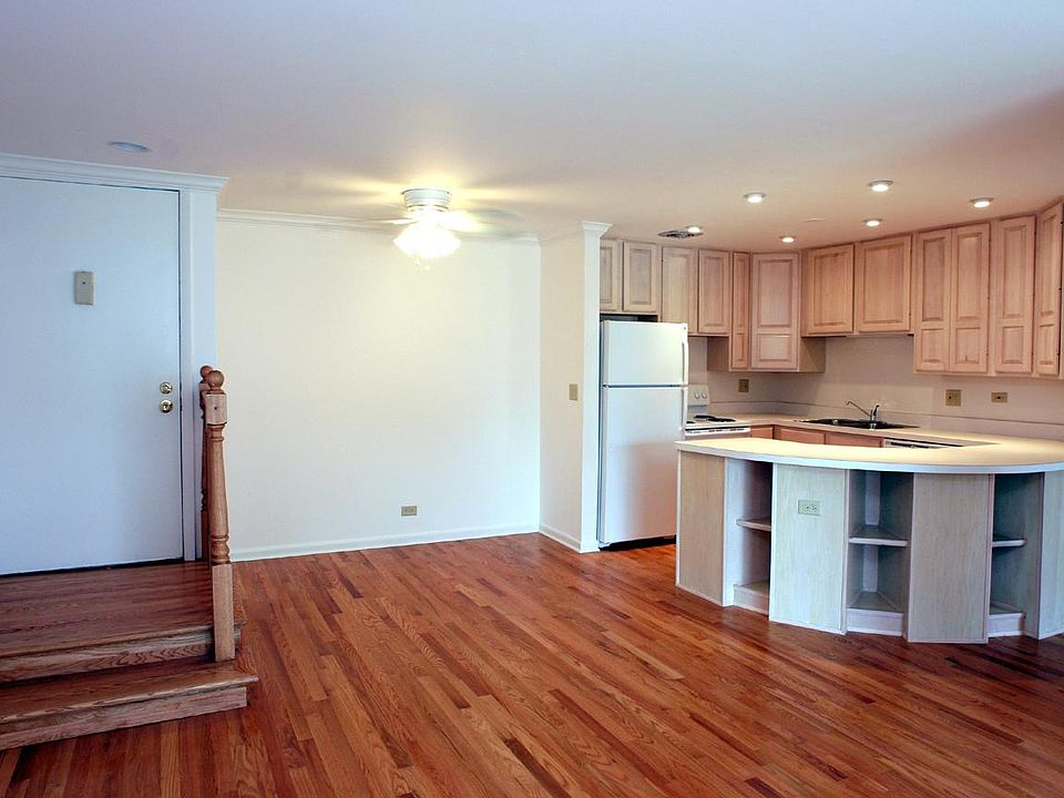 2nd image of 7984 Woodridge Dr