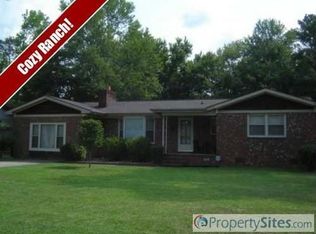 806 Little John Ave, Jacksonville, NC 28546